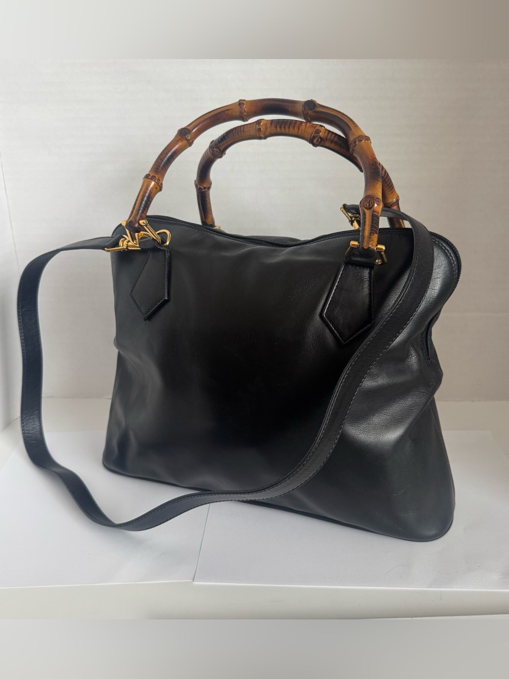 Large Authentic Gucci Black leather bamboo handle bag purse satchel